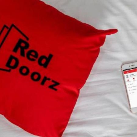 Reddoorz Plus @ Hegarmanah 万隆 外观 照片